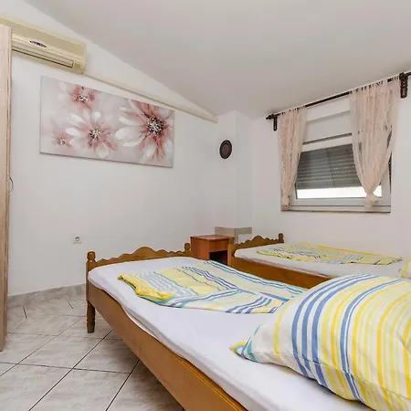 Zdenko Apartment